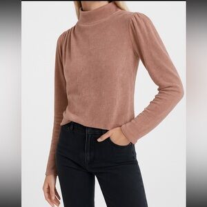 EXPRESS Supersoft Chenille Ruched Shoulder Mock Neck Tee